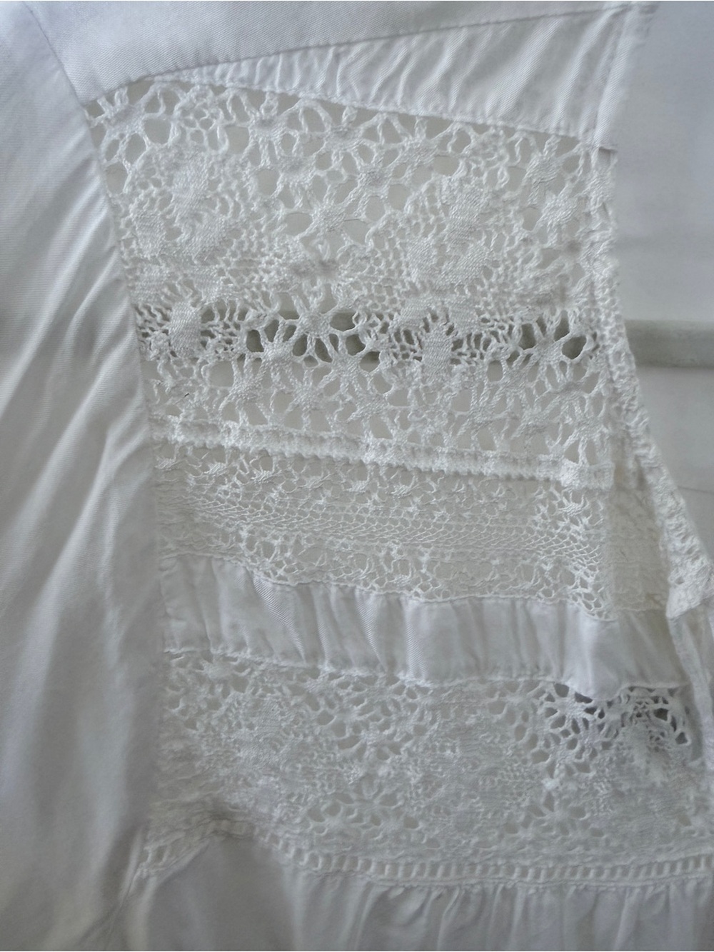 Lucky Brand White Lace Inset Peasant Top - Picture 7 of 7